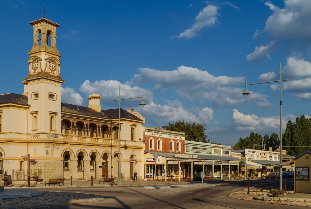 victoria high country road trip gold rush history