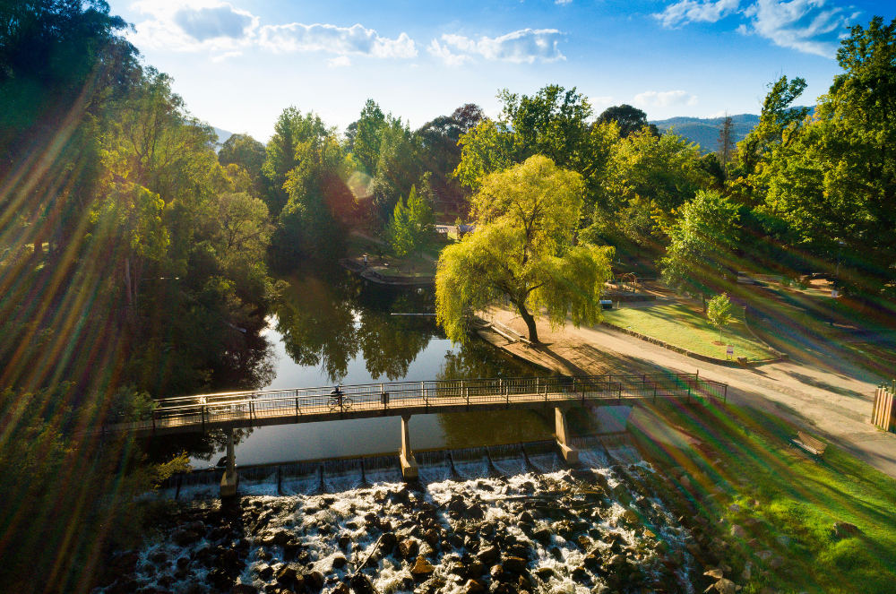 victoria high country road trip gold rush history