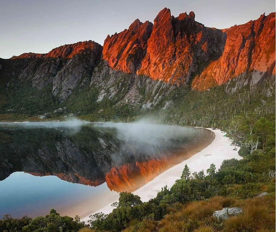 hikes tasmania
